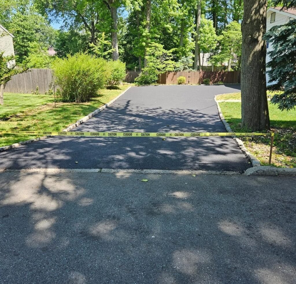 Top Benefits of Choosing a Local Tar and Chip Company in Riverhead, NY