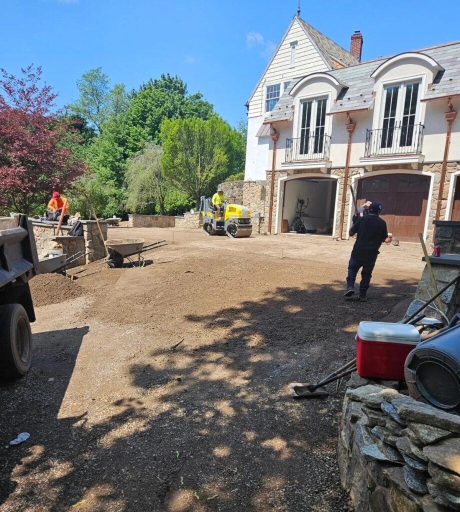 Top Benefits of Choosing a Local Tar and Chip Company in Riverhead, NY